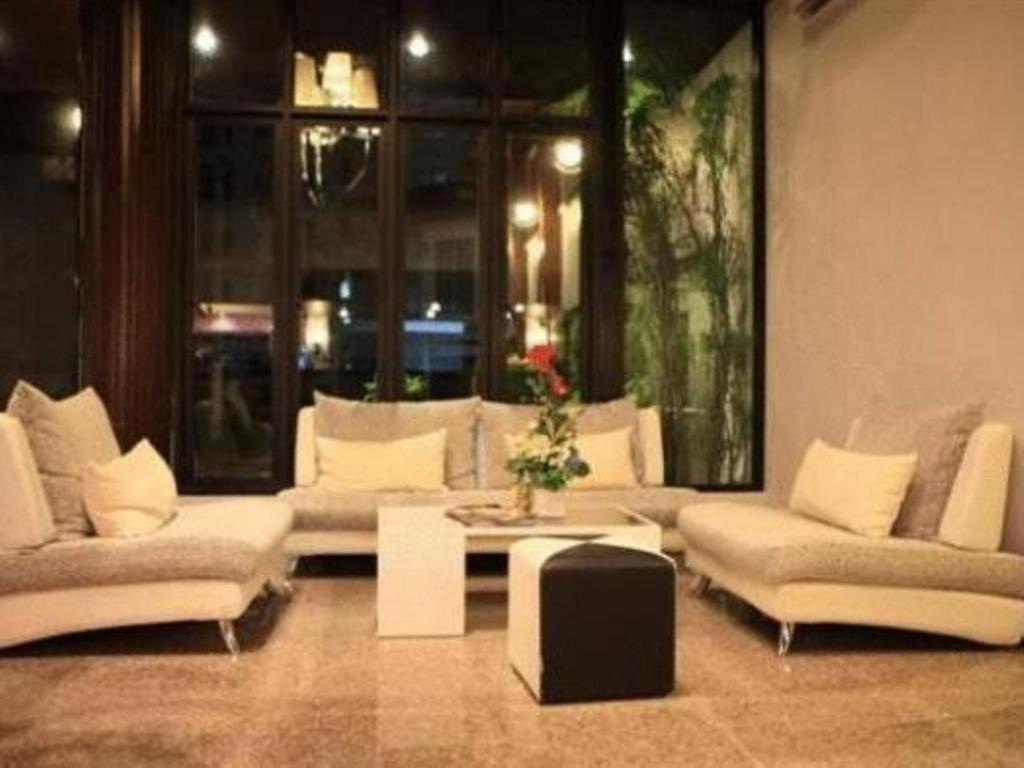 Huay Kaew Palace 1 Hotel Chiang Mai Buitenkant foto