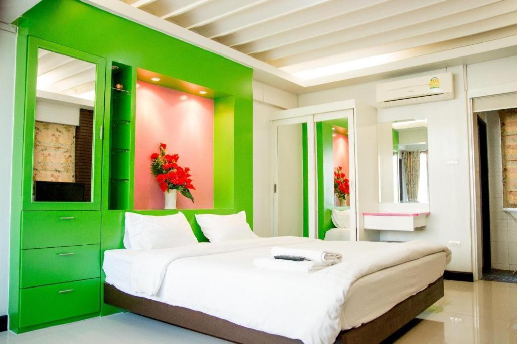 Huay Kaew Palace 1 Hotel Chiang Mai Buitenkant foto