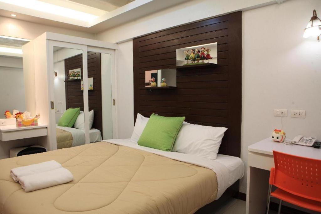 Huay Kaew Palace 1 Hotel Chiang Mai Buitenkant foto