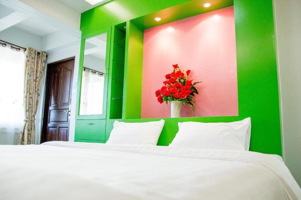 Huay Kaew Palace 1 Hotel Chiang Mai Buitenkant foto